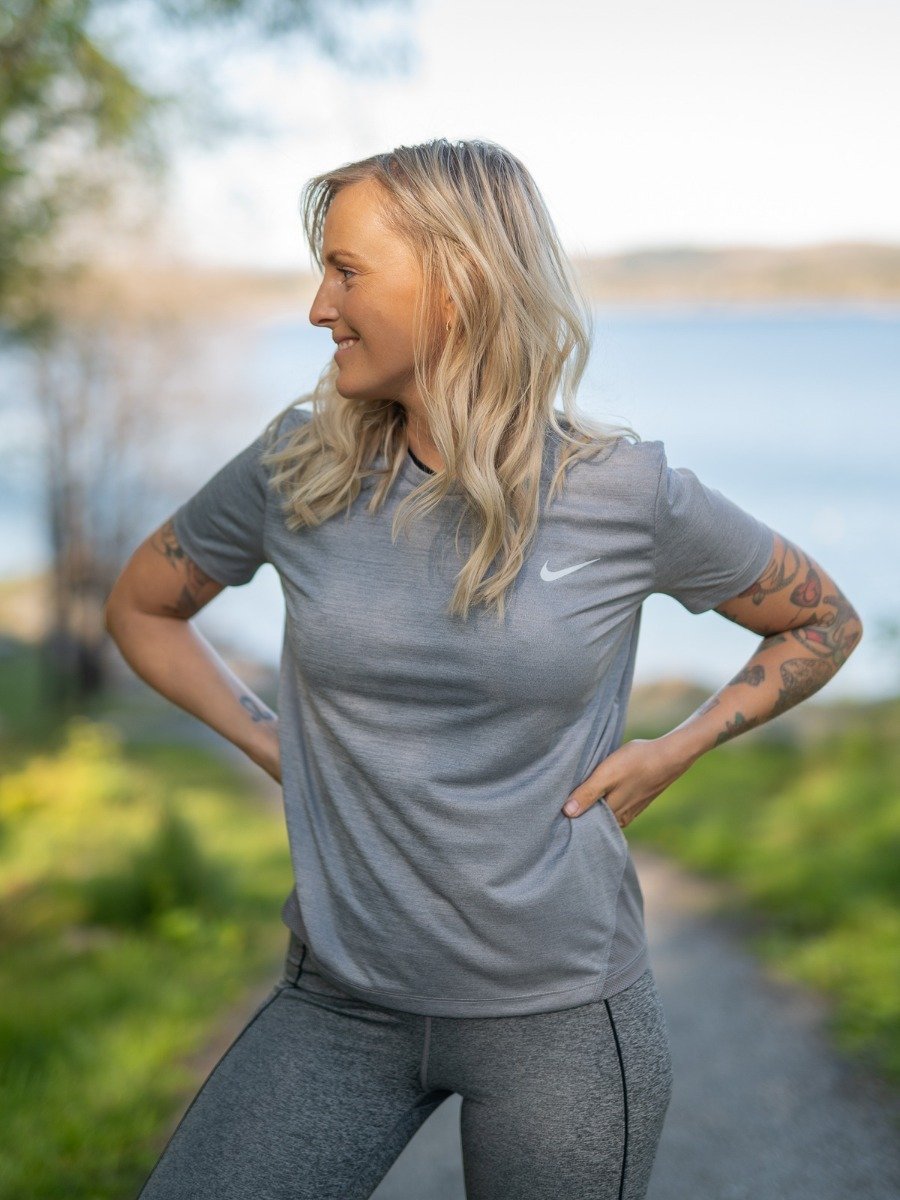 Nike Miler Tee Short Sleeve Gunsmoke/ Atmosphere Grey/ Reflective Silver