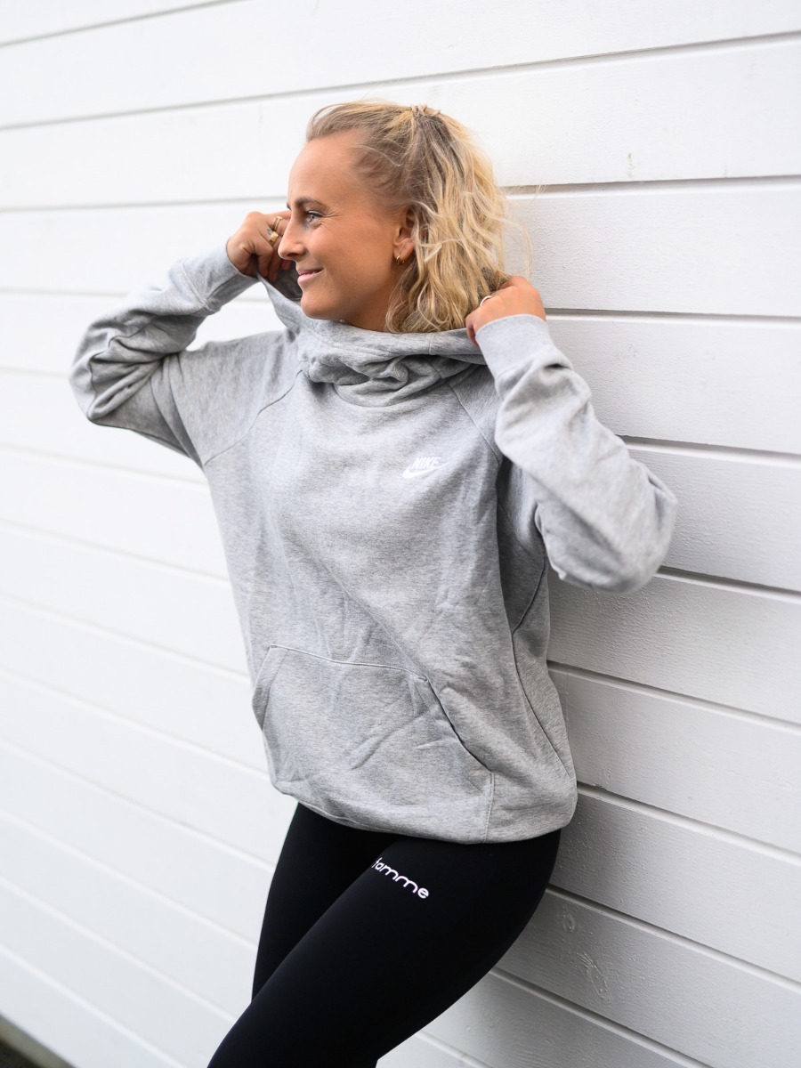 Nike Essential Funnel-Neck Pullover Flc Hoodie DK Grey