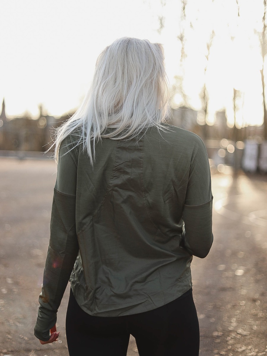 Nike Top Midlayer Air Medium Olive/Black