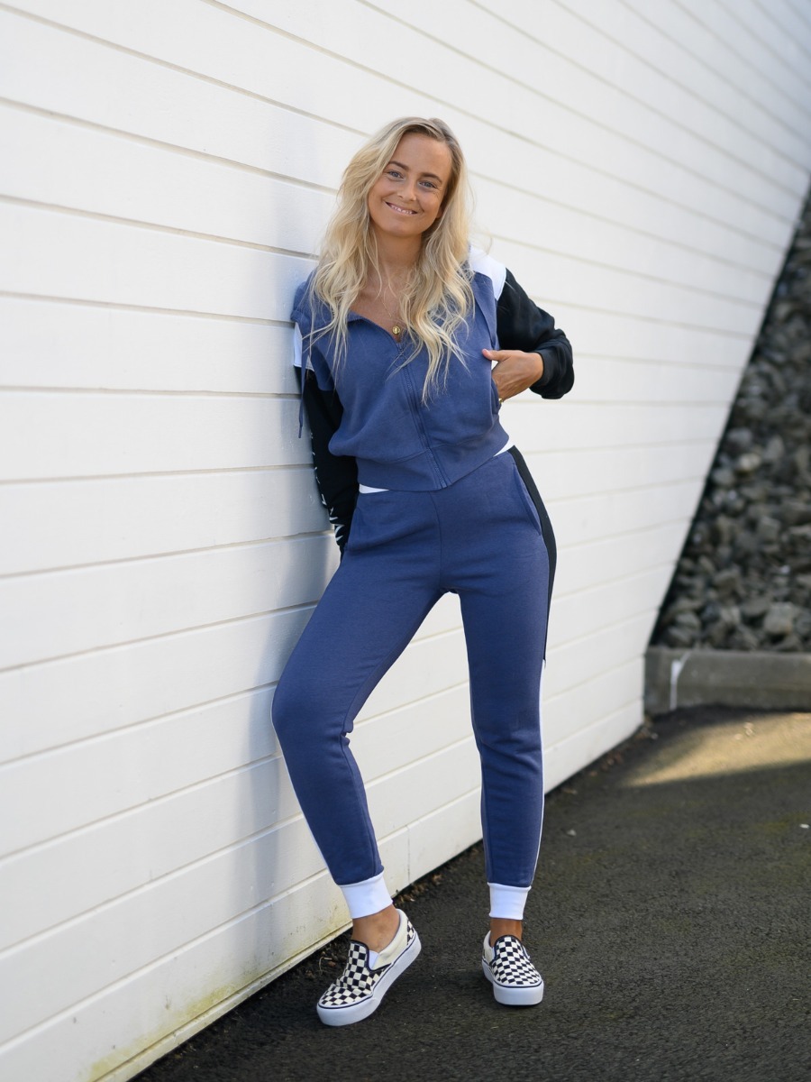 Nike Air Full-Zip Hoodie Sanded purple