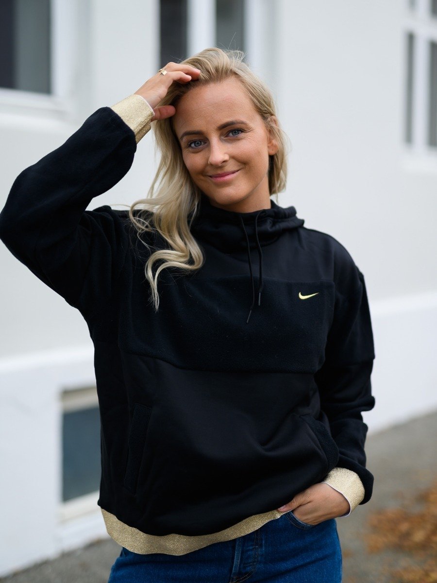 Nike Icon Clsh Fleece Black/ Metallic Gold