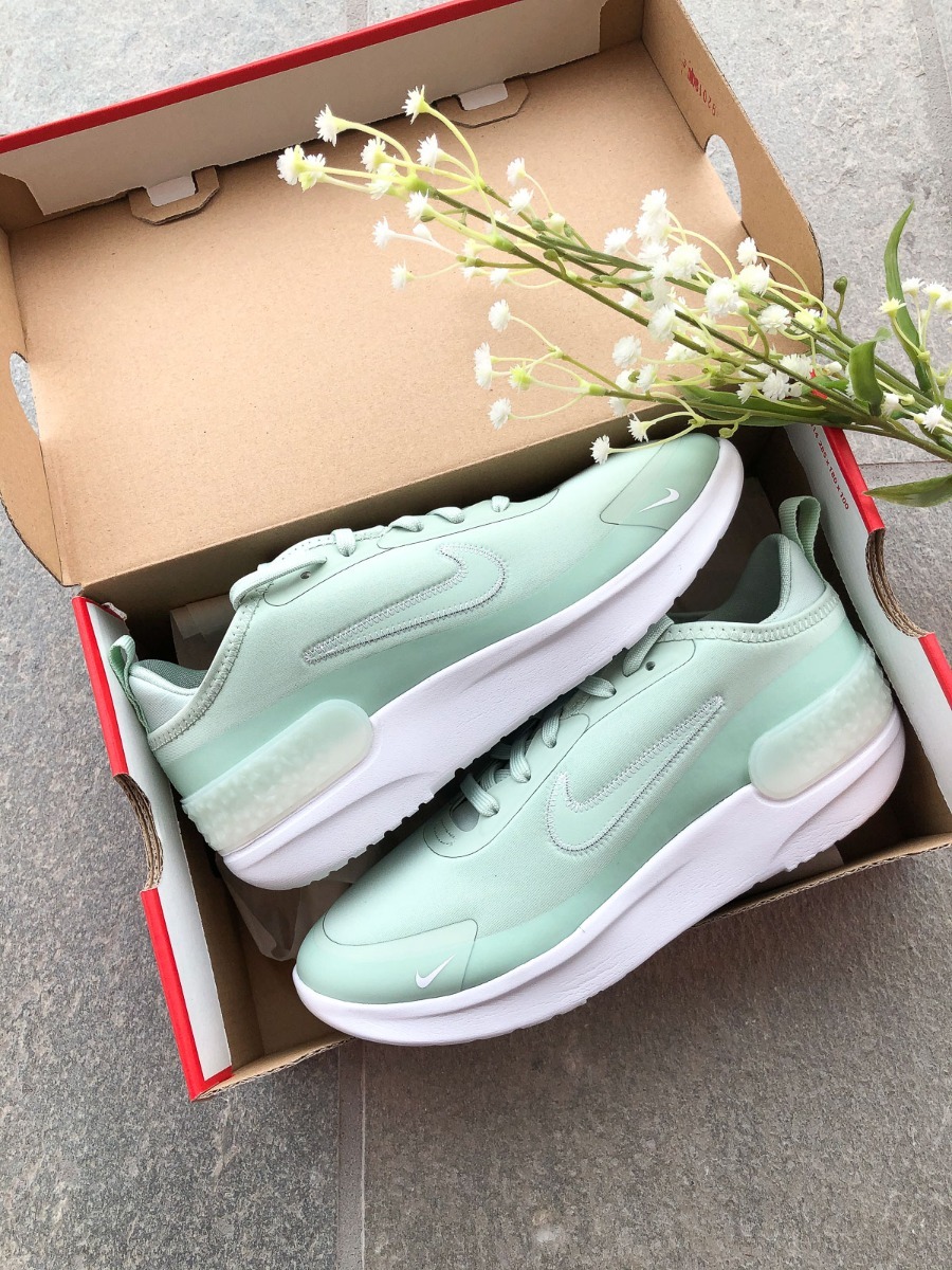 Nike Amixa Pistachio Frost/ White