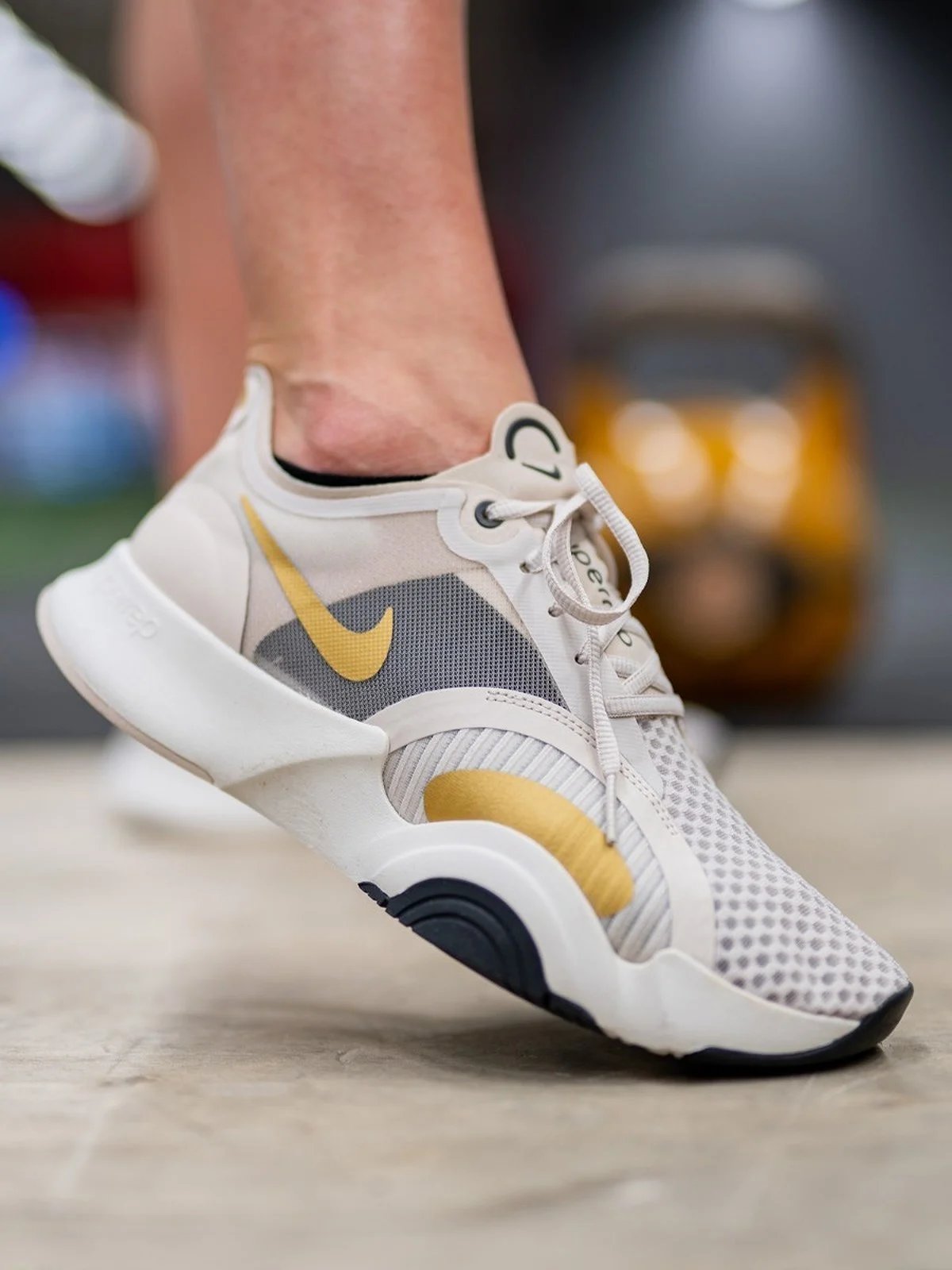 Nike Superrep Go Light Orewood/ Dark smoke Grey