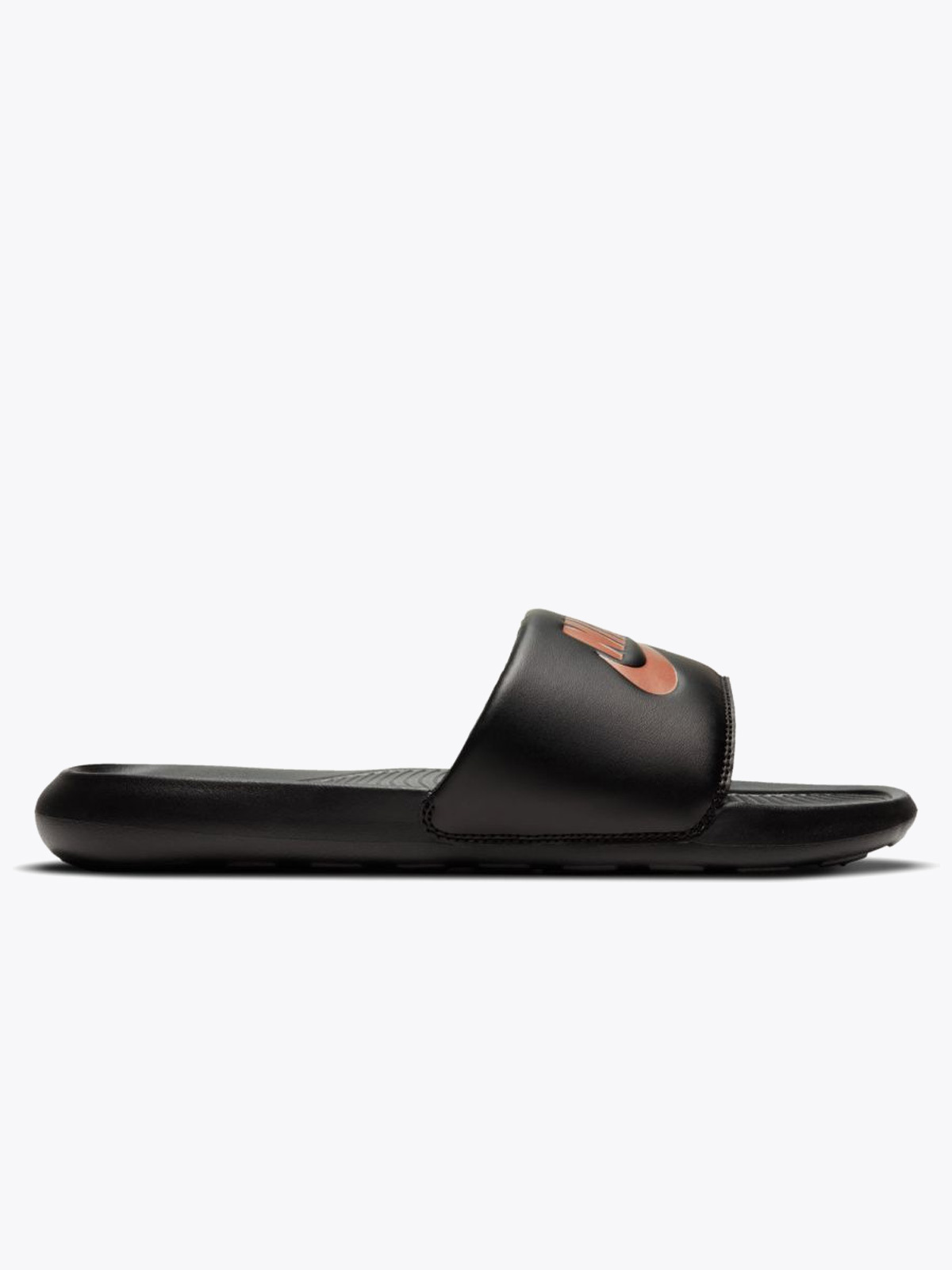 Nike Victori One Black / Metallic Red Bronze