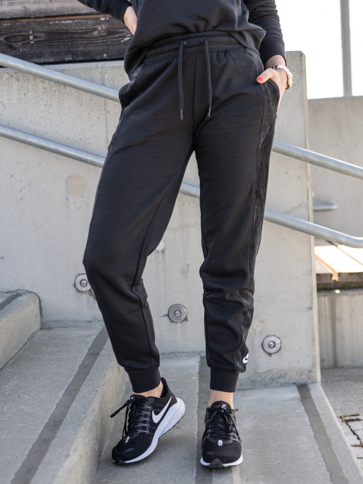 Nike Sportswear Heritage Pants Black/ White