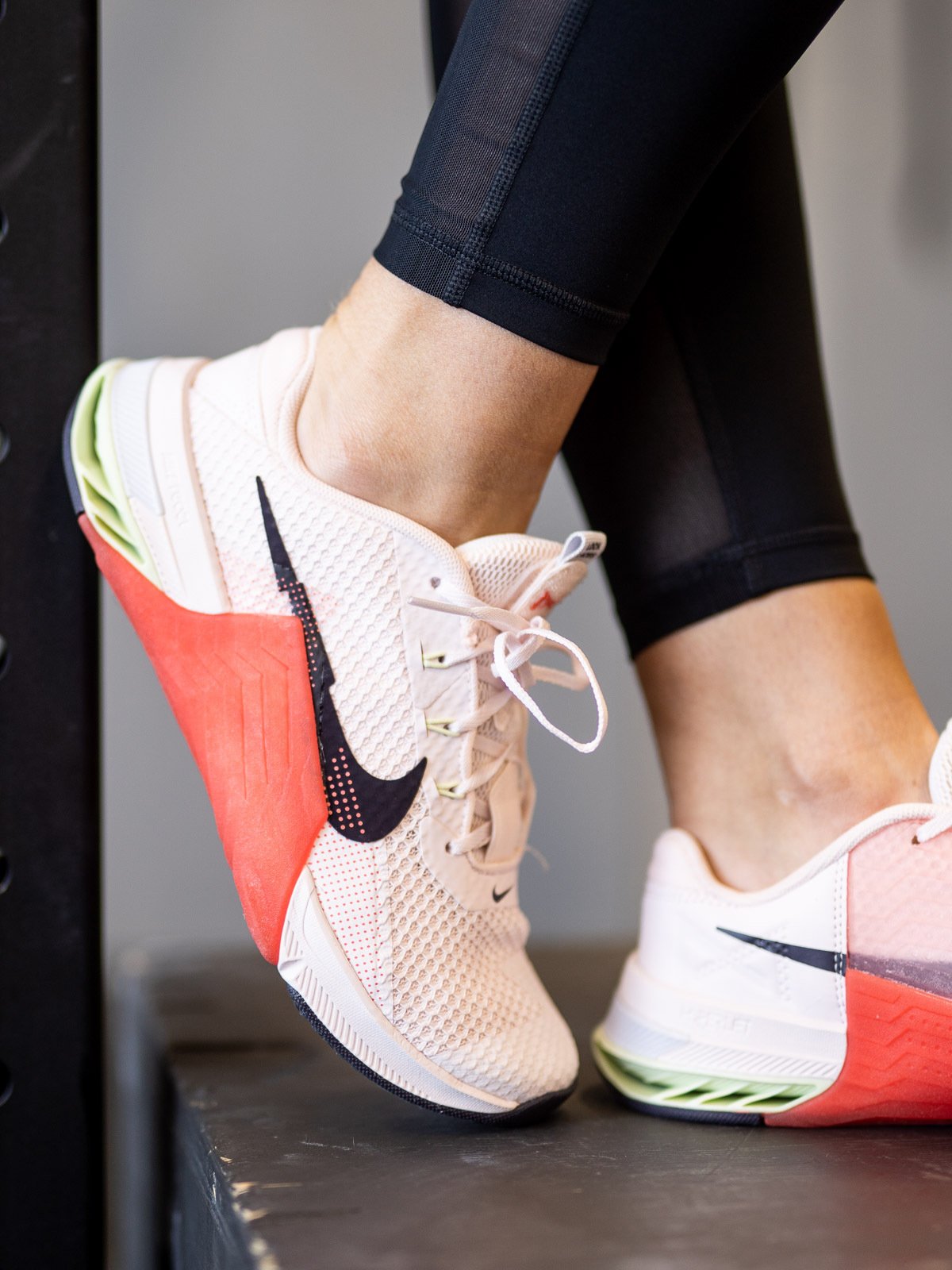 Nike Metcon 7 Light soft pink / Cave purple / Magic Ember