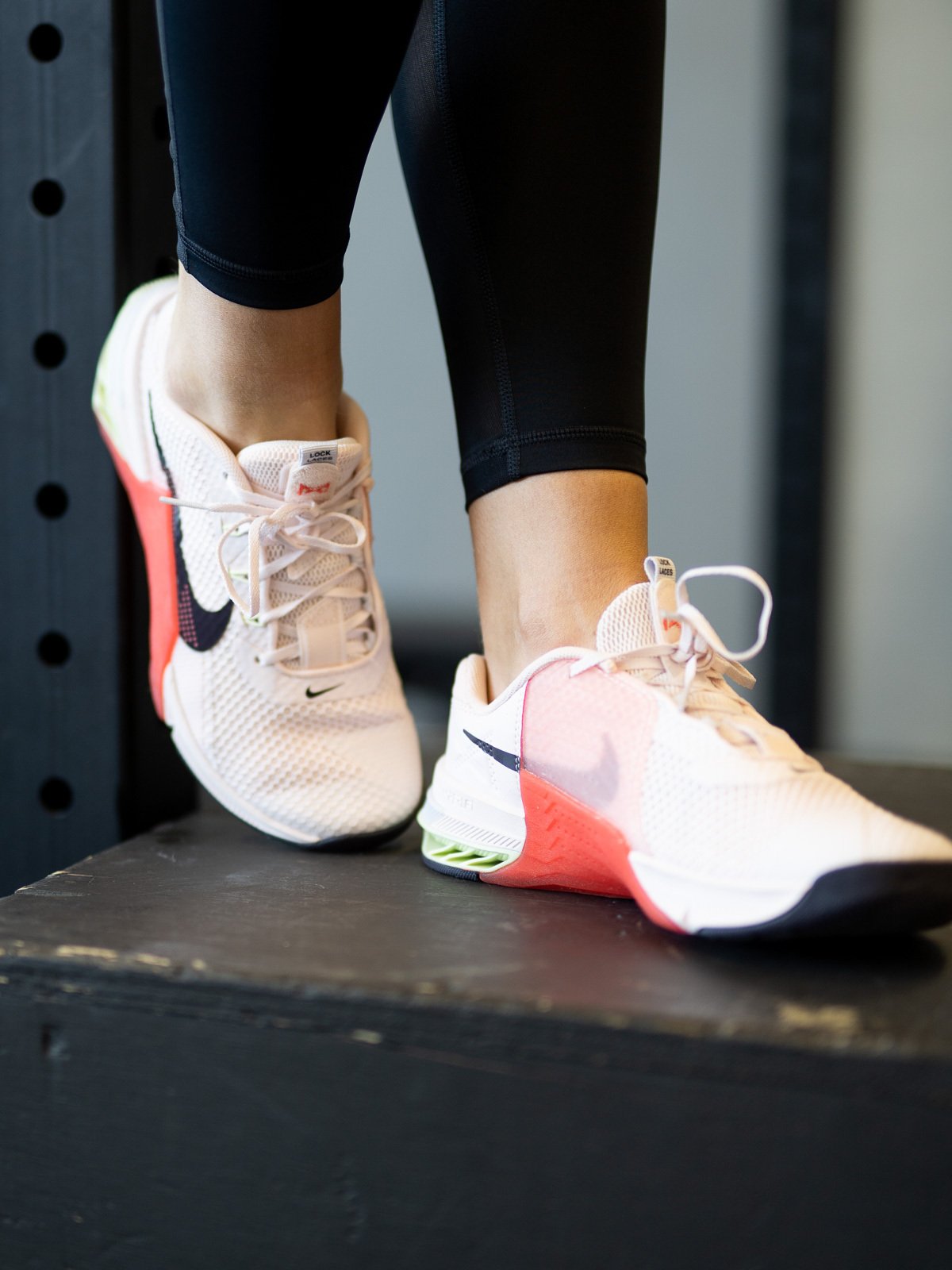 Nike Metcon 7 Light soft pink / Cave purple / Magic Ember