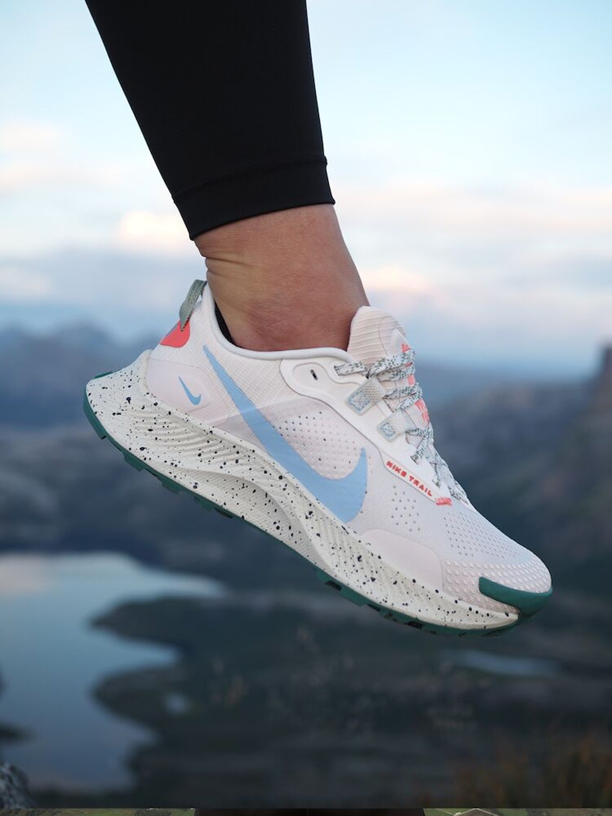 Nike Pegasus Trail 3 Light Soft Pink/ Magic Ember/ Bicoastal/ Aluminum