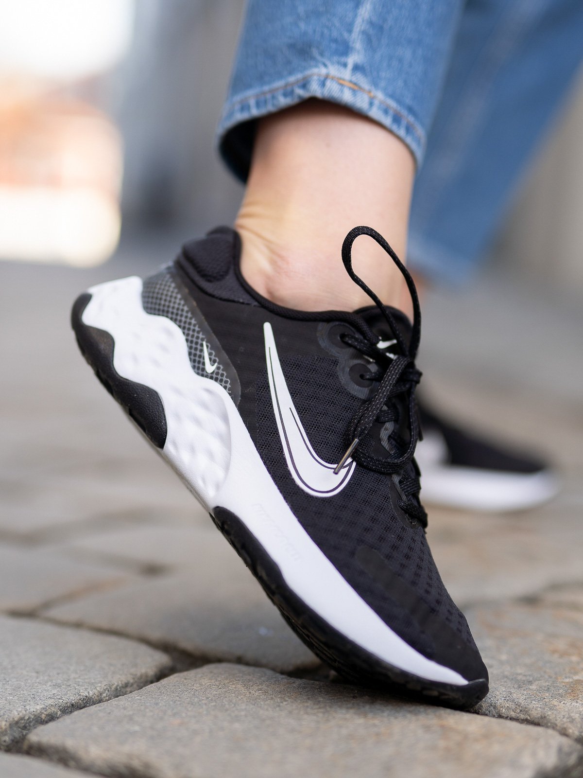 Nike Renew Ride 3 Black / White - Dark smoke grey