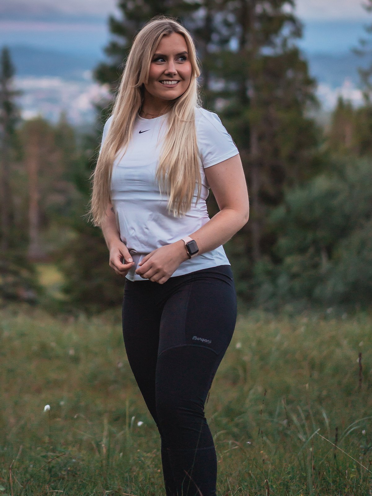 Nike One Short Sleeve Slim Top White / Black