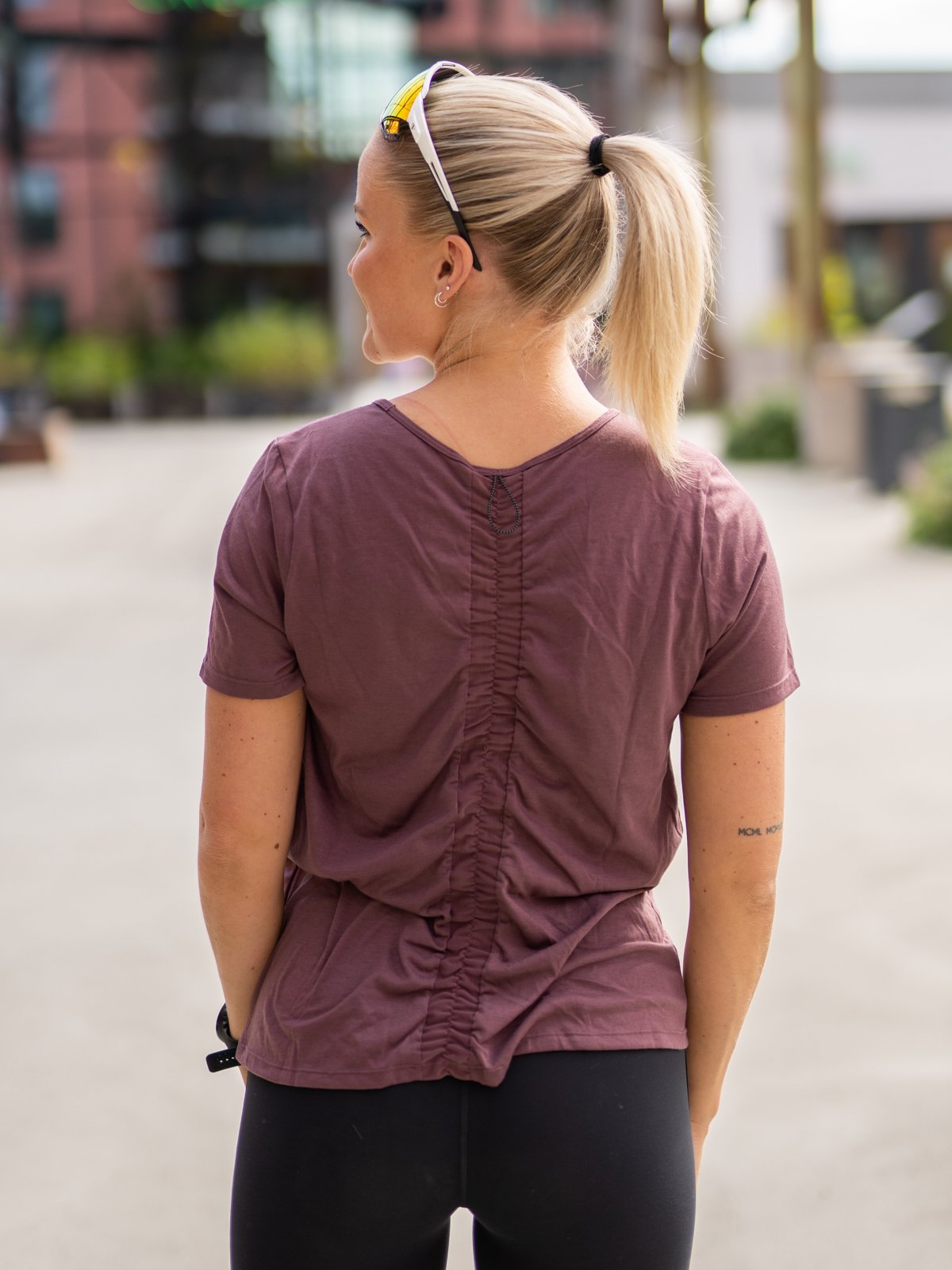 Nike Dri Fit Run Division Short Sleeve Top Dark wine / Black / Reflective silver