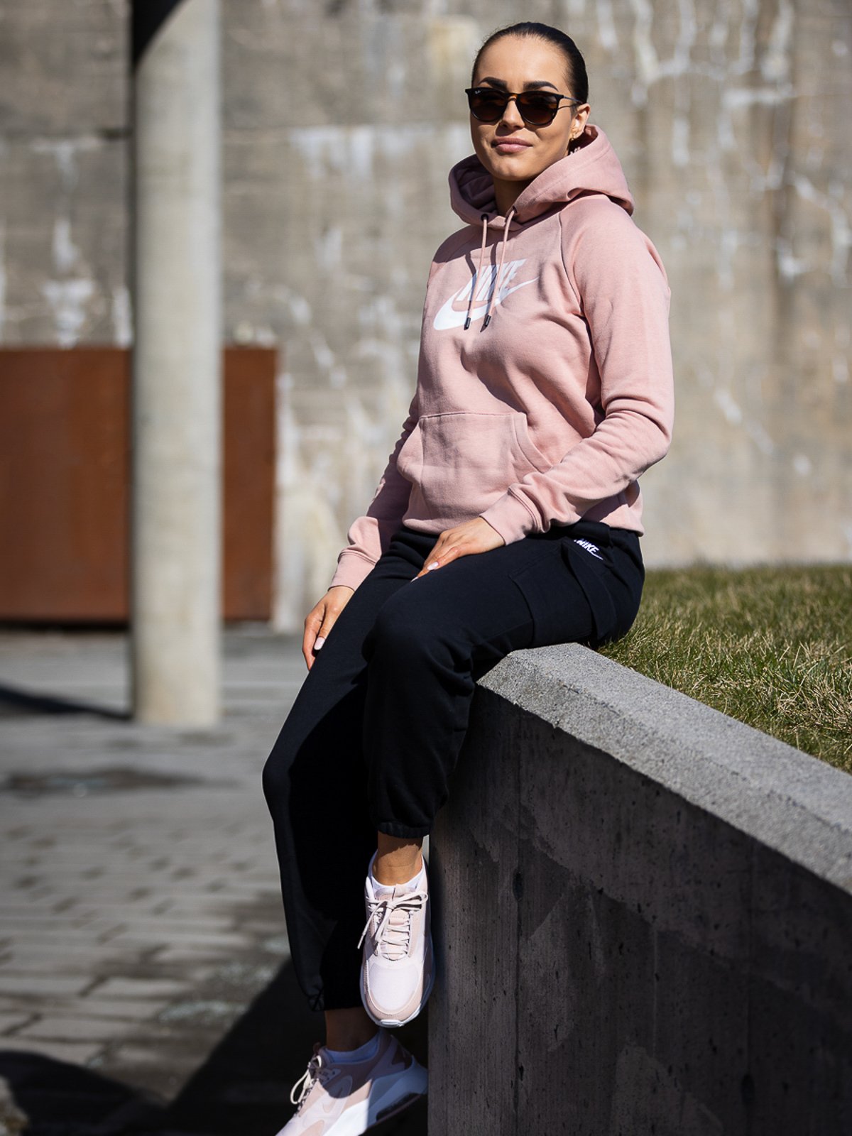 Nike Essential Cargo Pant Svart/Hvit