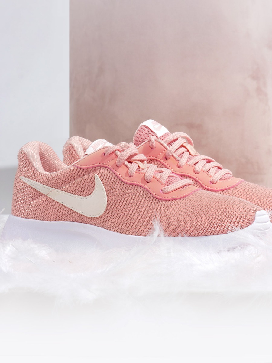 Nike Tanjun Coral Stardust
