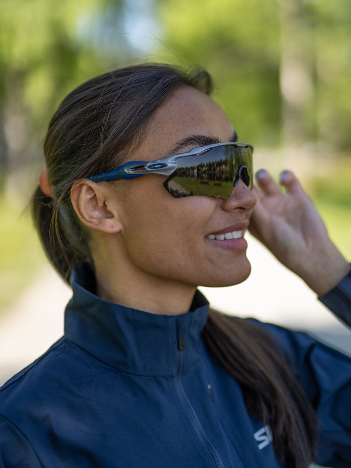 Oakley Radar Ev Path Holographic / Brilleglassfarge: Prizm Grey / Lysgjennomslipp: 17%