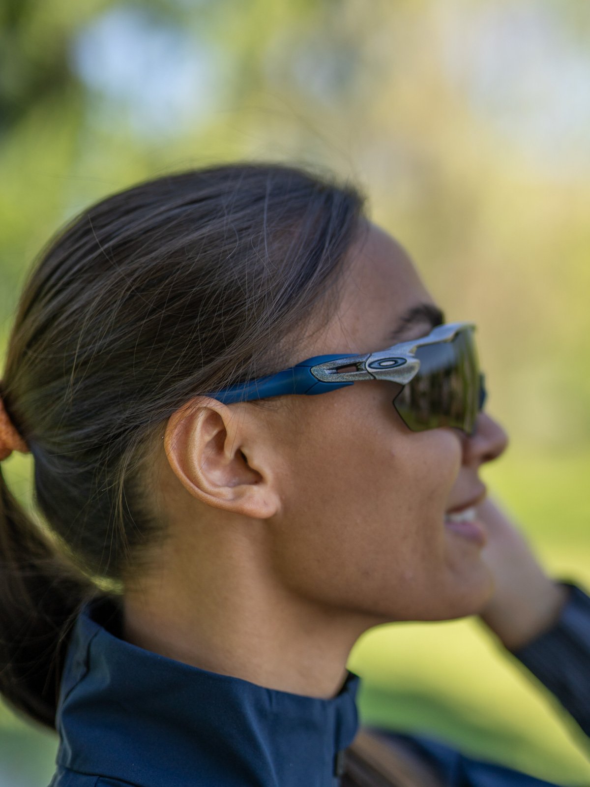 Oakley Radar Ev Path Holographic / Brilleglassfarge: Prizm Grey / Lysgjennomslipp: 17%