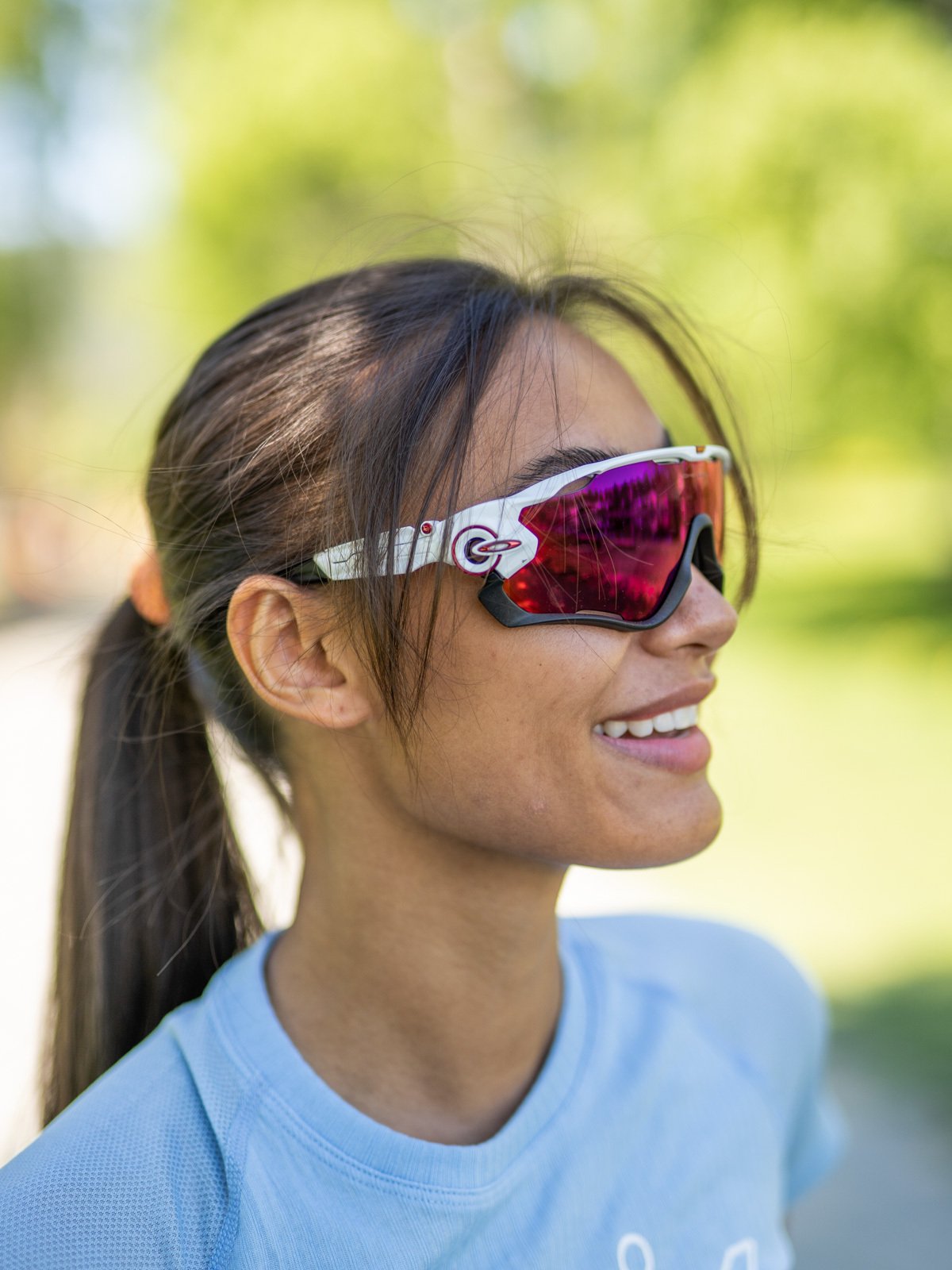 Oakley Jawbreaker Polished White / Brilleglassfarge: Prizm Road / Lysgjennomslipp: 20%