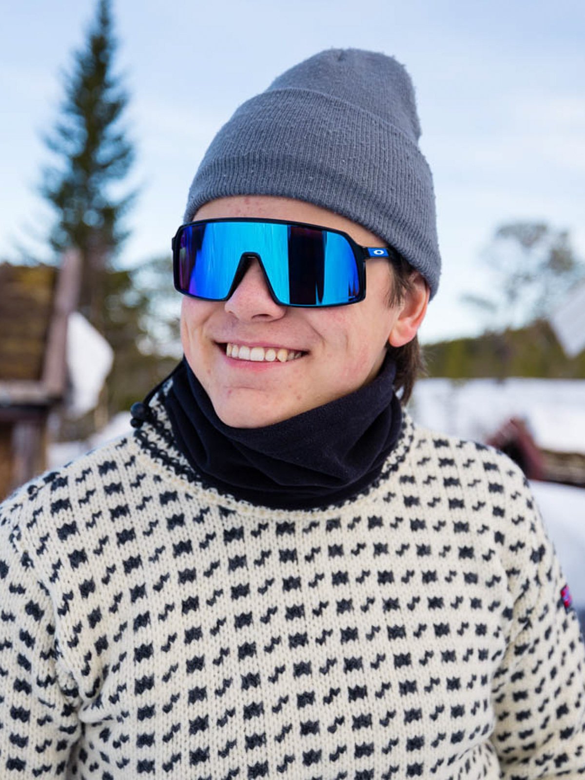 Oakley Sutro Brilleglass: Prizm Sapphire / Innfatning: Polished Black