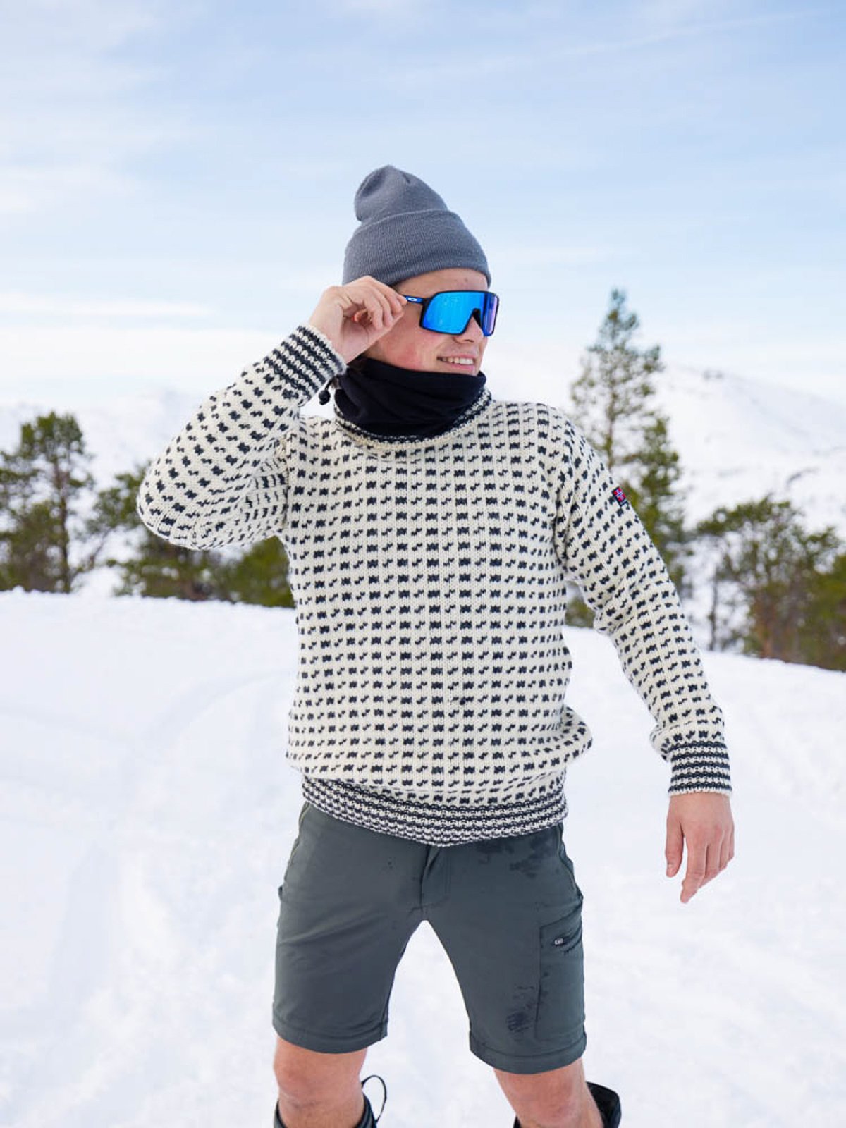 Oakley Sutro Brilleglass: Prizm Sapphire / Innfatning: Polished Black