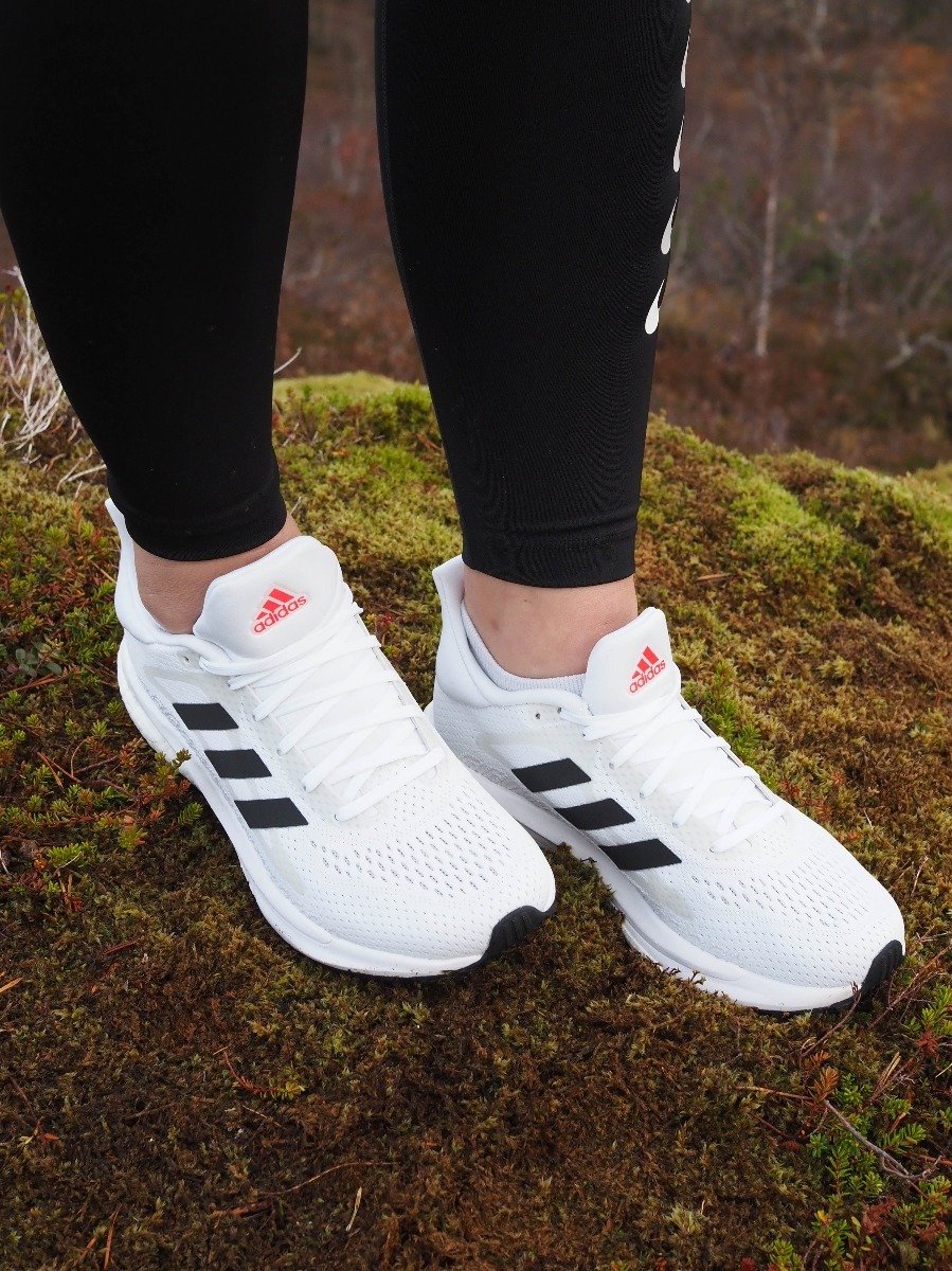 adidas Solar Glide 3 stripes W Cloud White/ Core Black/ Signal Pink