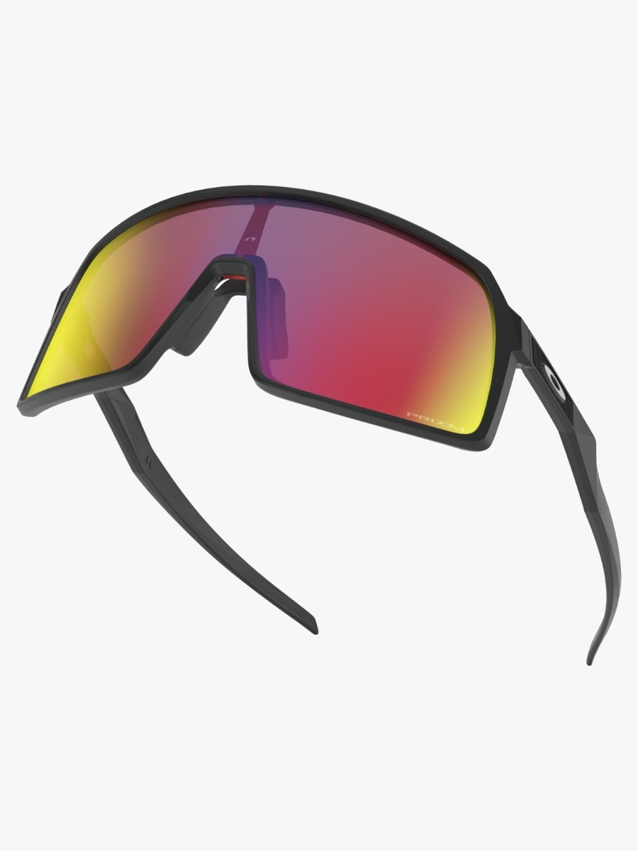 Oakley Sutro Matte Black / Brilleglassfarge: Prizm Road / Lysgjennomslipp: 20%
