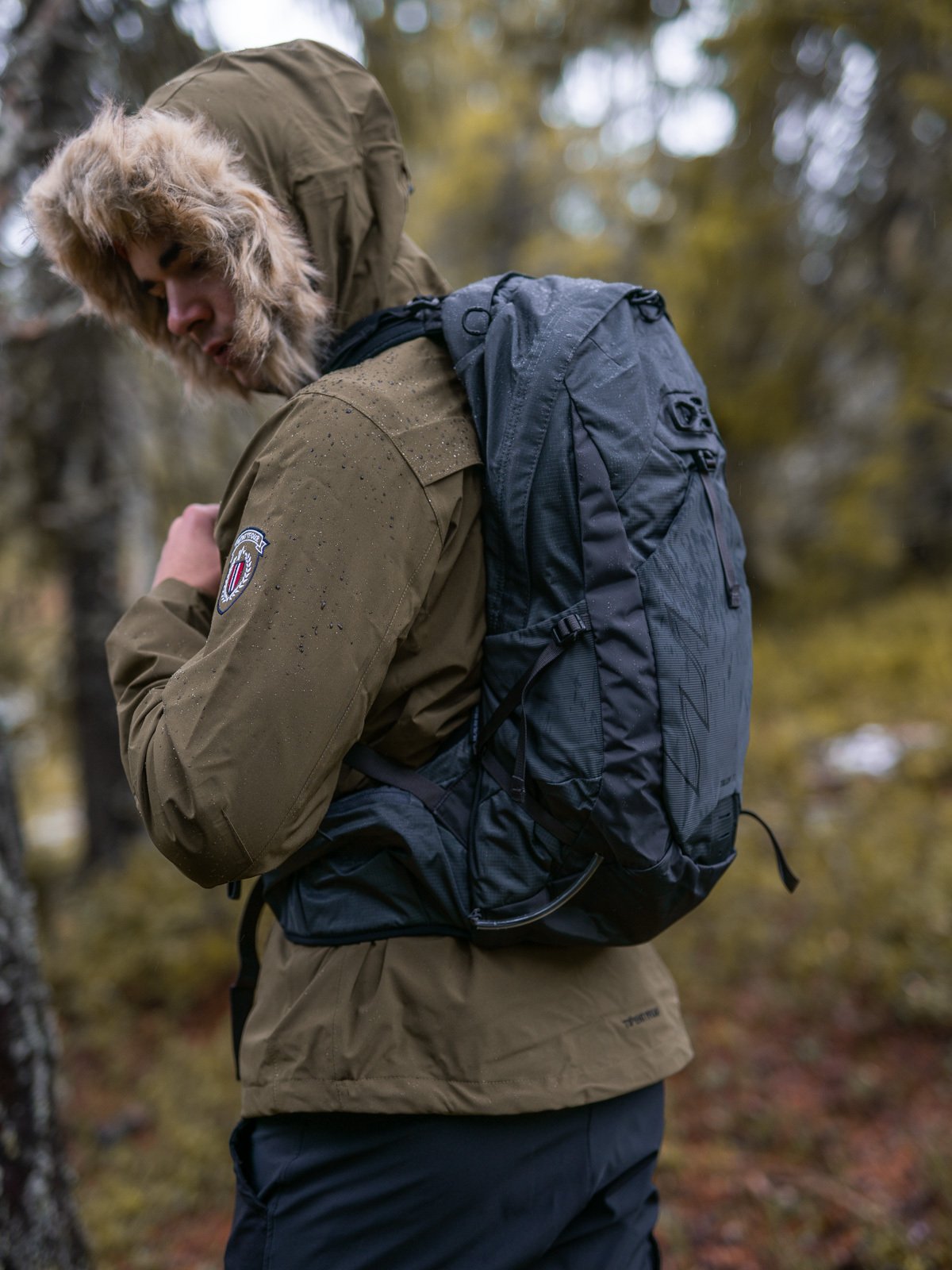 Osprey Osprey Talon 22 Eclipse Grey