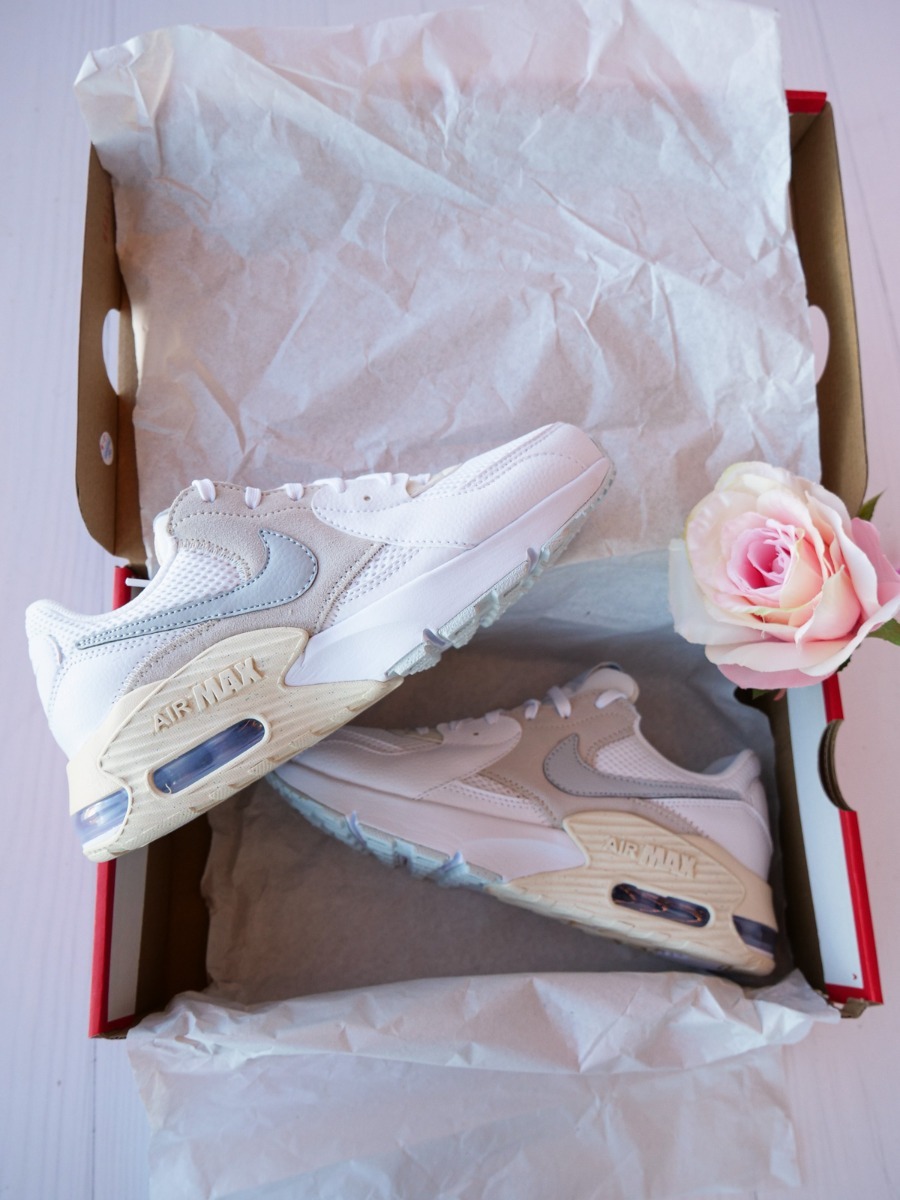 Nike Air Max Excee White/ Aura-Pale Ivory-Light Cream