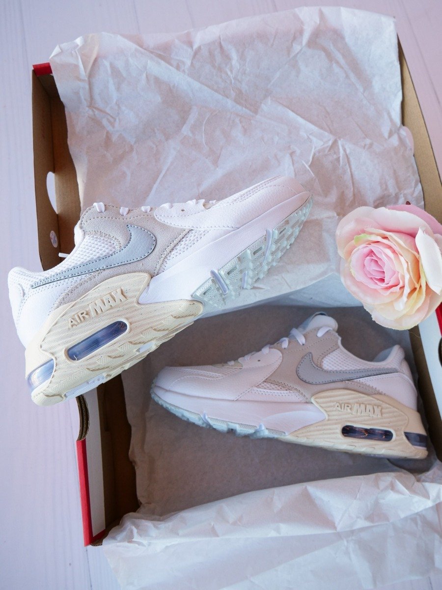 Nike Air Max Excee White/ Aura-Pale Ivory-Light Cream