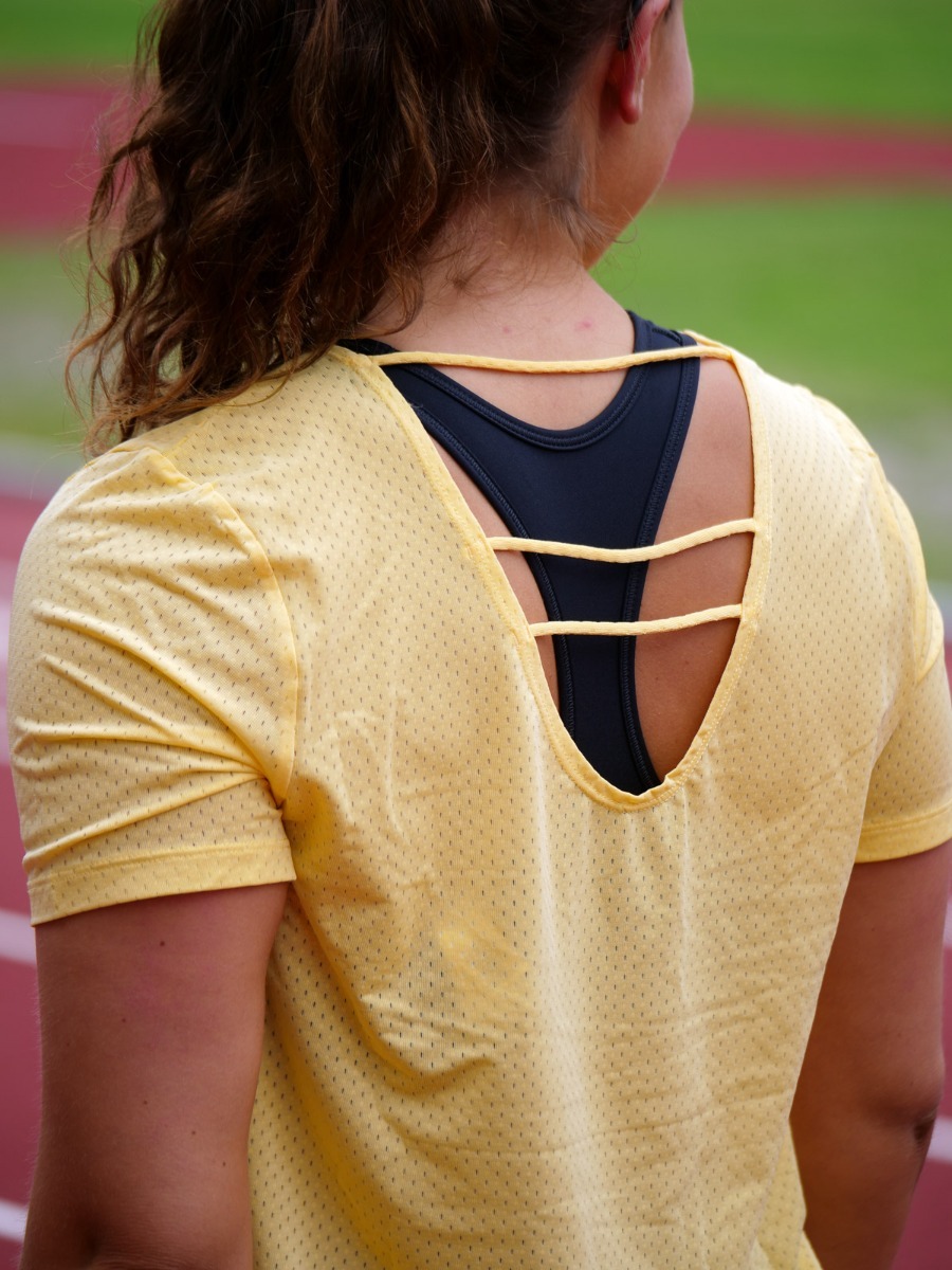 Nike Breathe Tee Golden Topaz