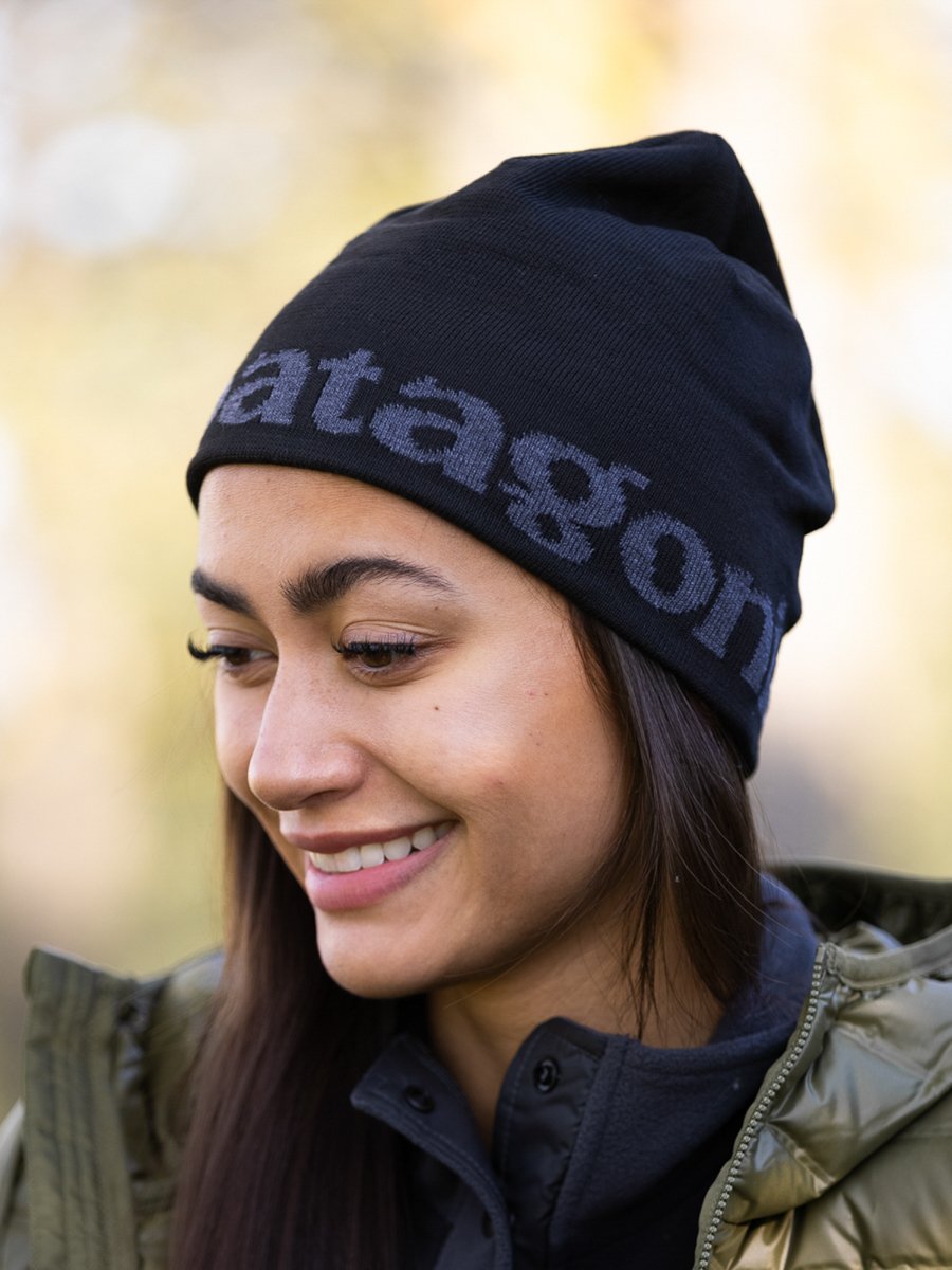 Patagonia Beanie Hat Logo Belwe Mini Logo Belwe / Black