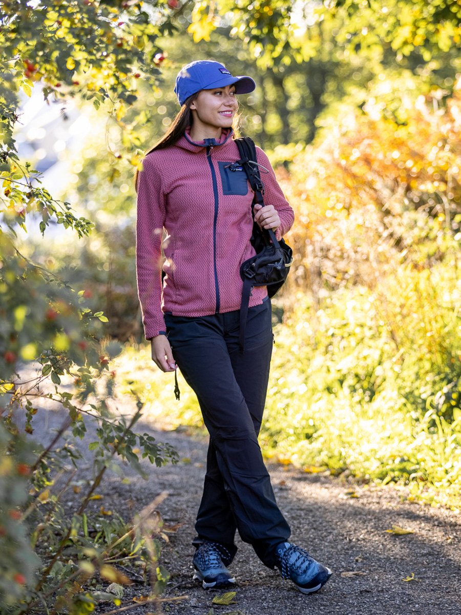 Patagonia P-6 Label Trad Cap Current Blue