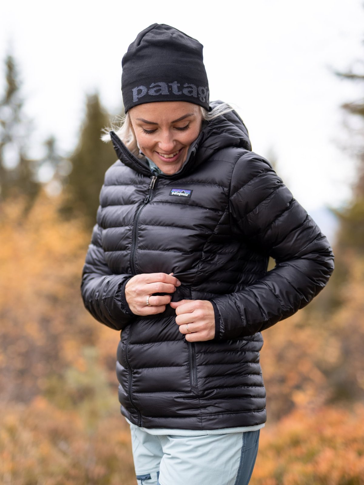 Patagonia Down Sweater Hoody Black