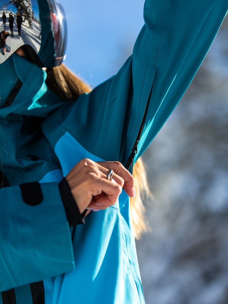 Peak Performance Grav Jacket Deep Aqua