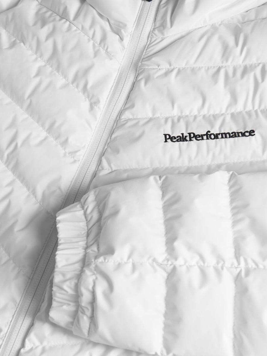 Peak Performance Frost Down Hood Jacket Offwhite