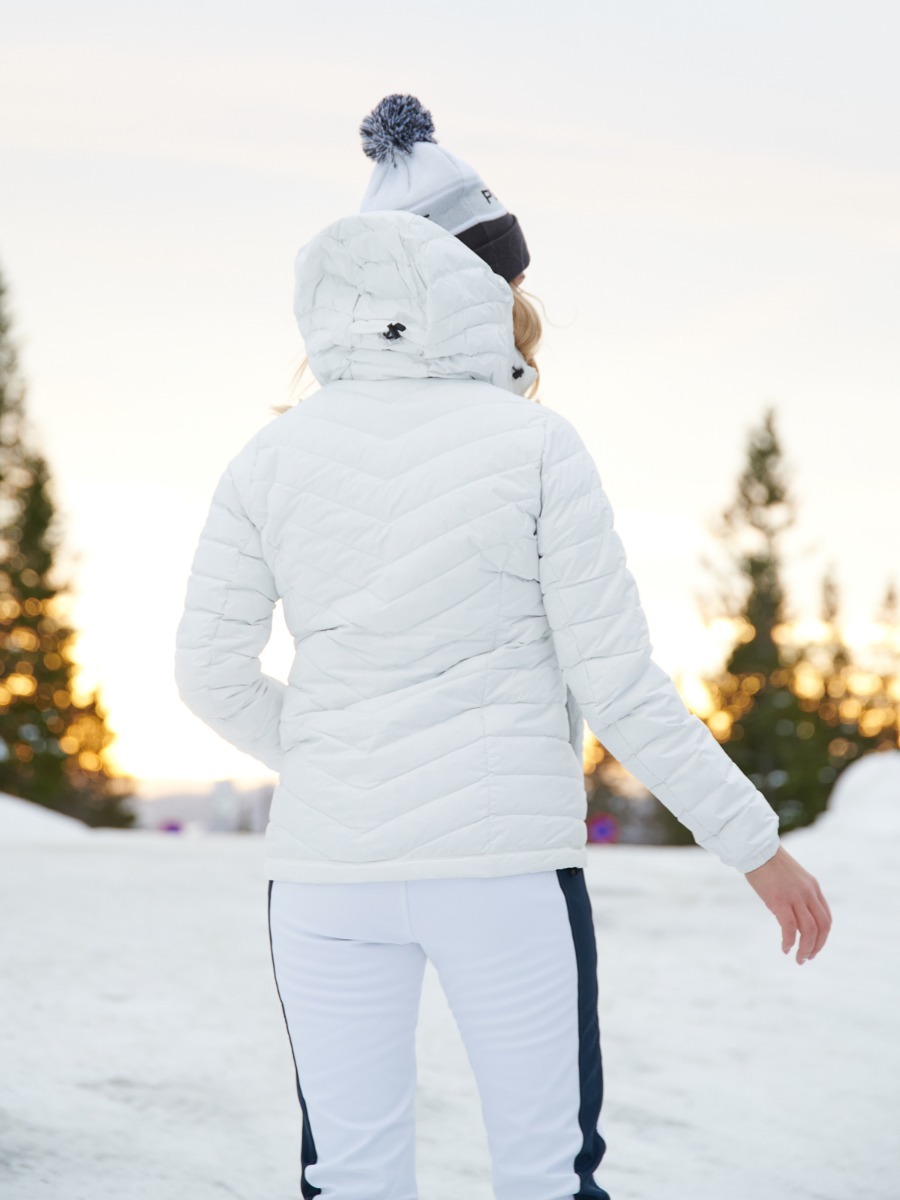 Peak Performance Frost Down Hood Jacket Offwhite