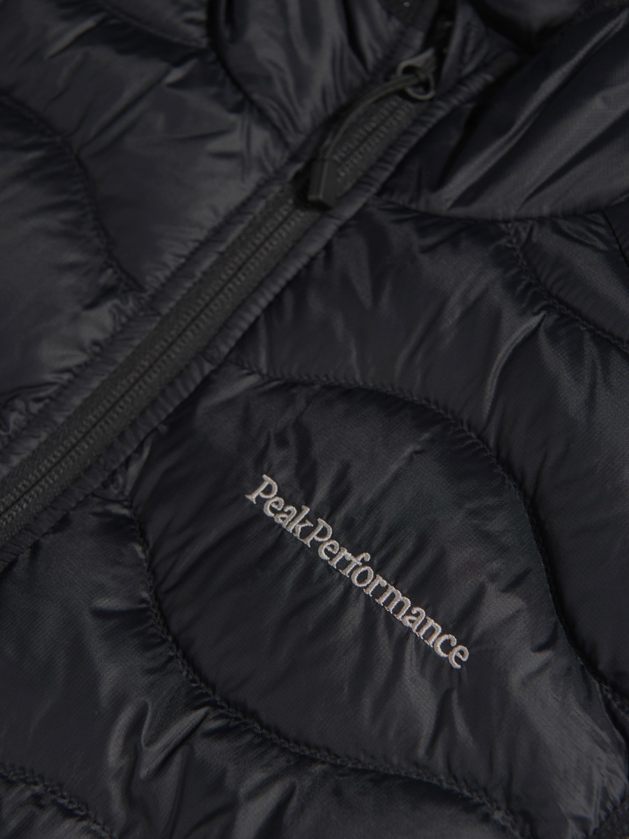 Peak Performance Helium Vest Black