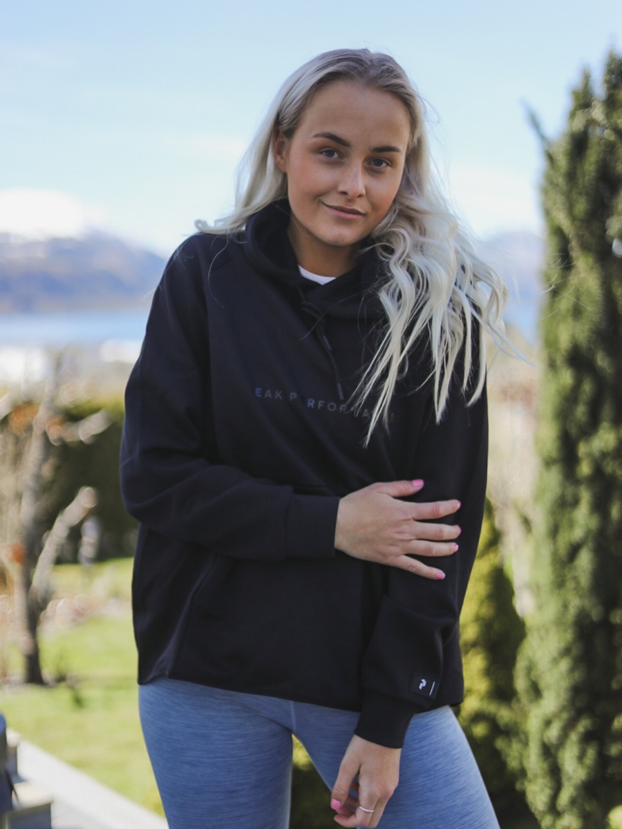 Peak Performance Tech Hood Black