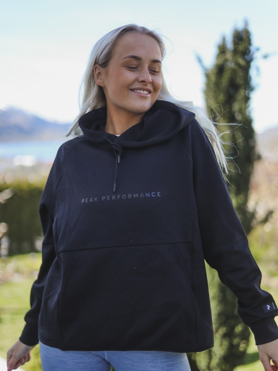 Peak Performance Tech Hood Black