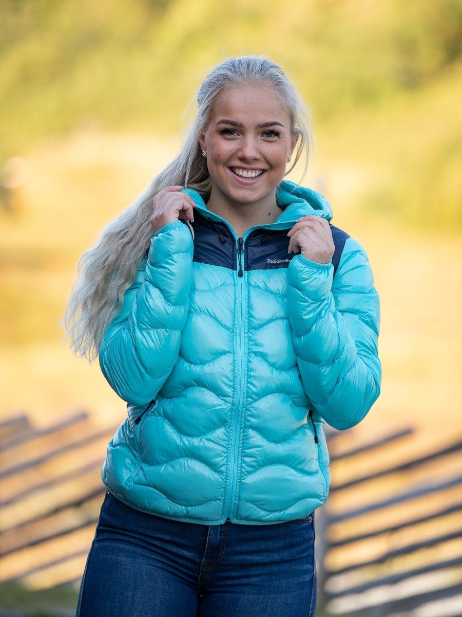 Peak Performance Helium Glacier Hood Jacket Tonic Sky