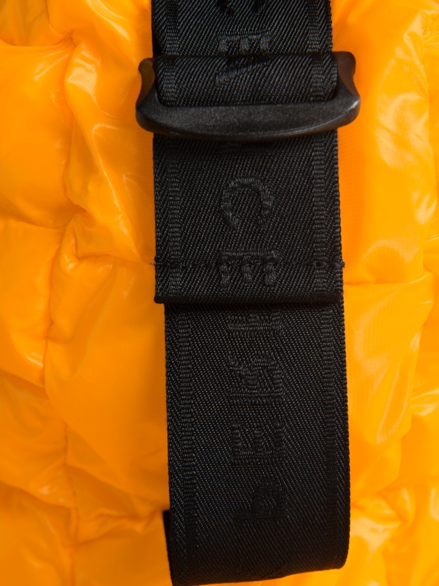 Peak Performance Tomic Light Hood Jacket Explorange