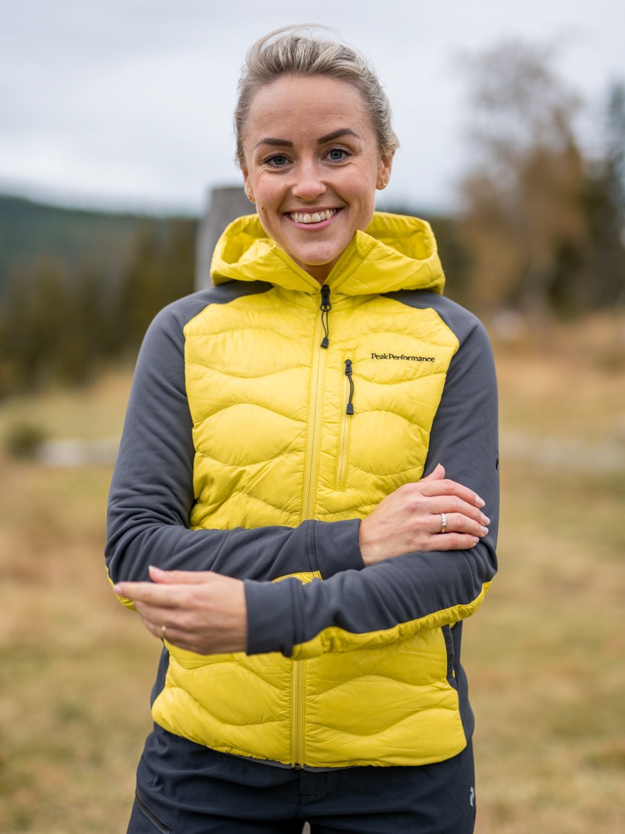 Peak Performance Helium Hybrid Hood Jacket Citrine
