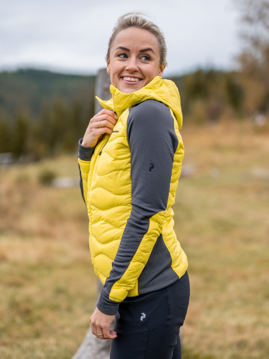Peak Performance Helium Hybrid Hood Jacket Citrine