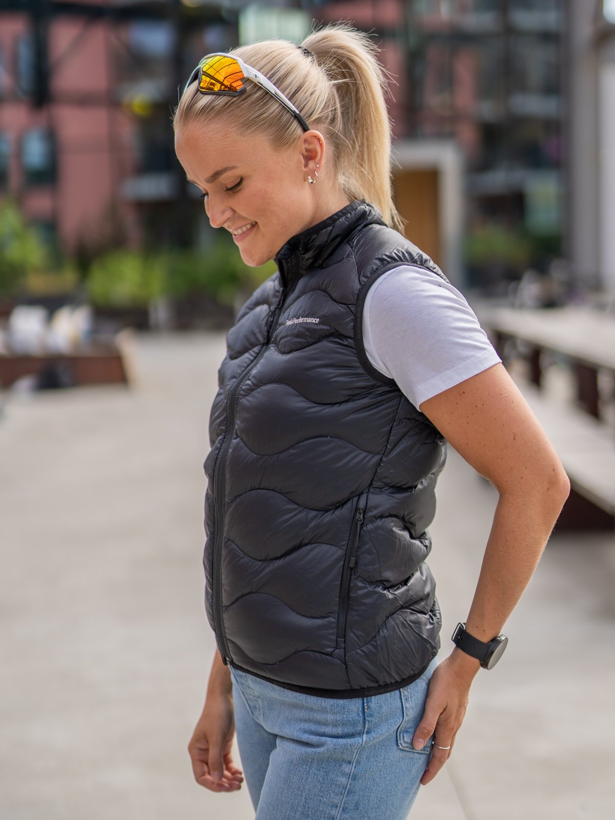 Peak Performance W Helium Down Vest Black