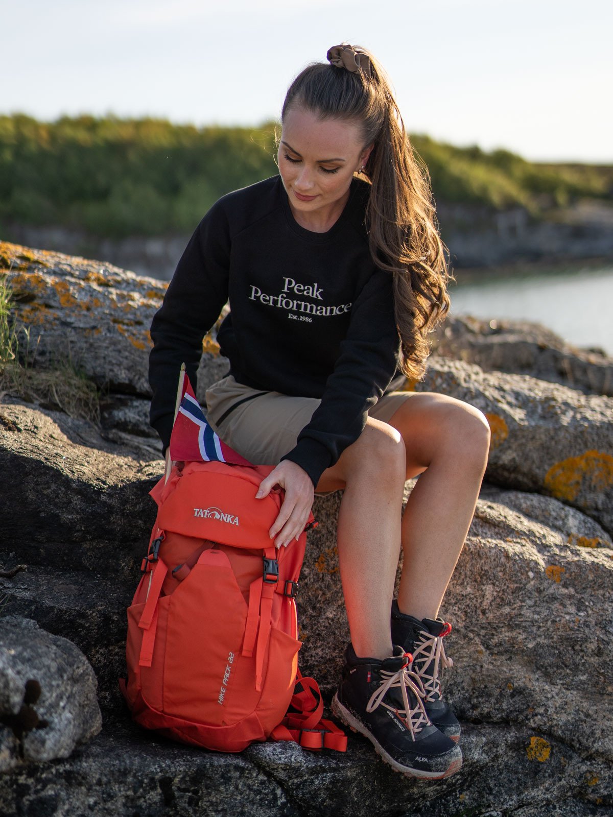 Peak Performance Original Crew Black