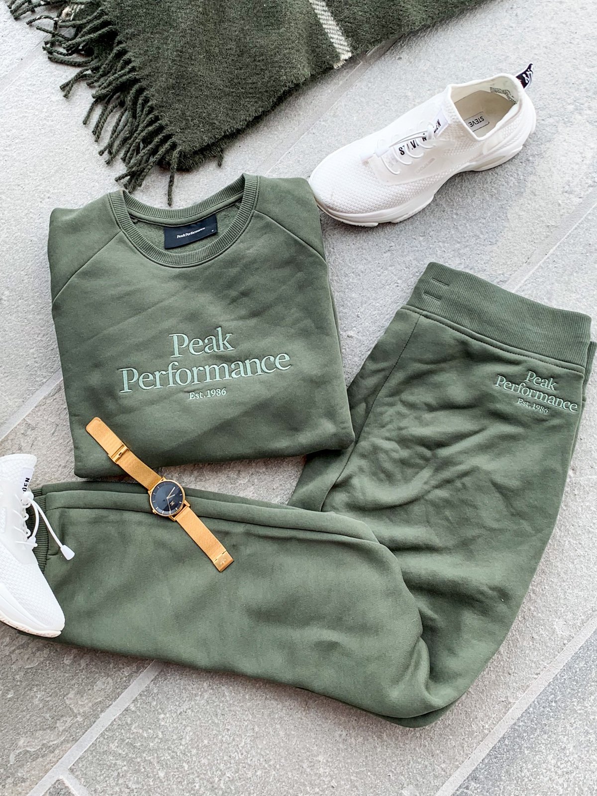 Peak Performance Original Crew Thrill Green