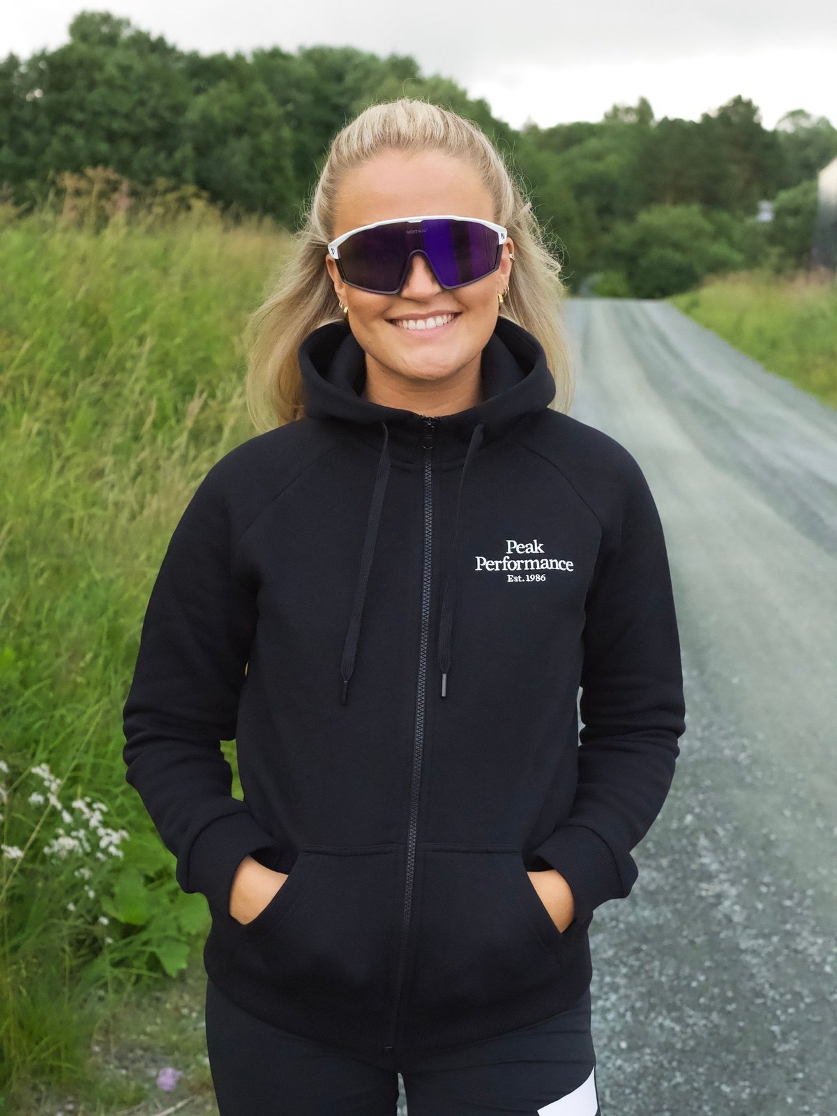 Peak Performance Original Zip Hood Black