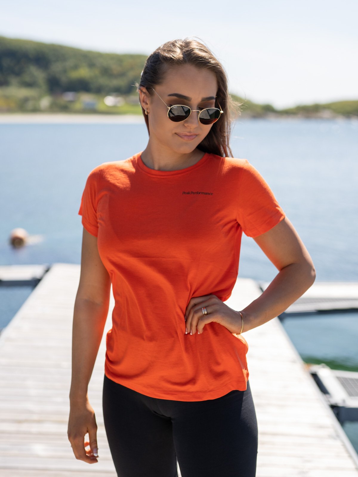 Peak Performance Explore PP Tee Super Nova