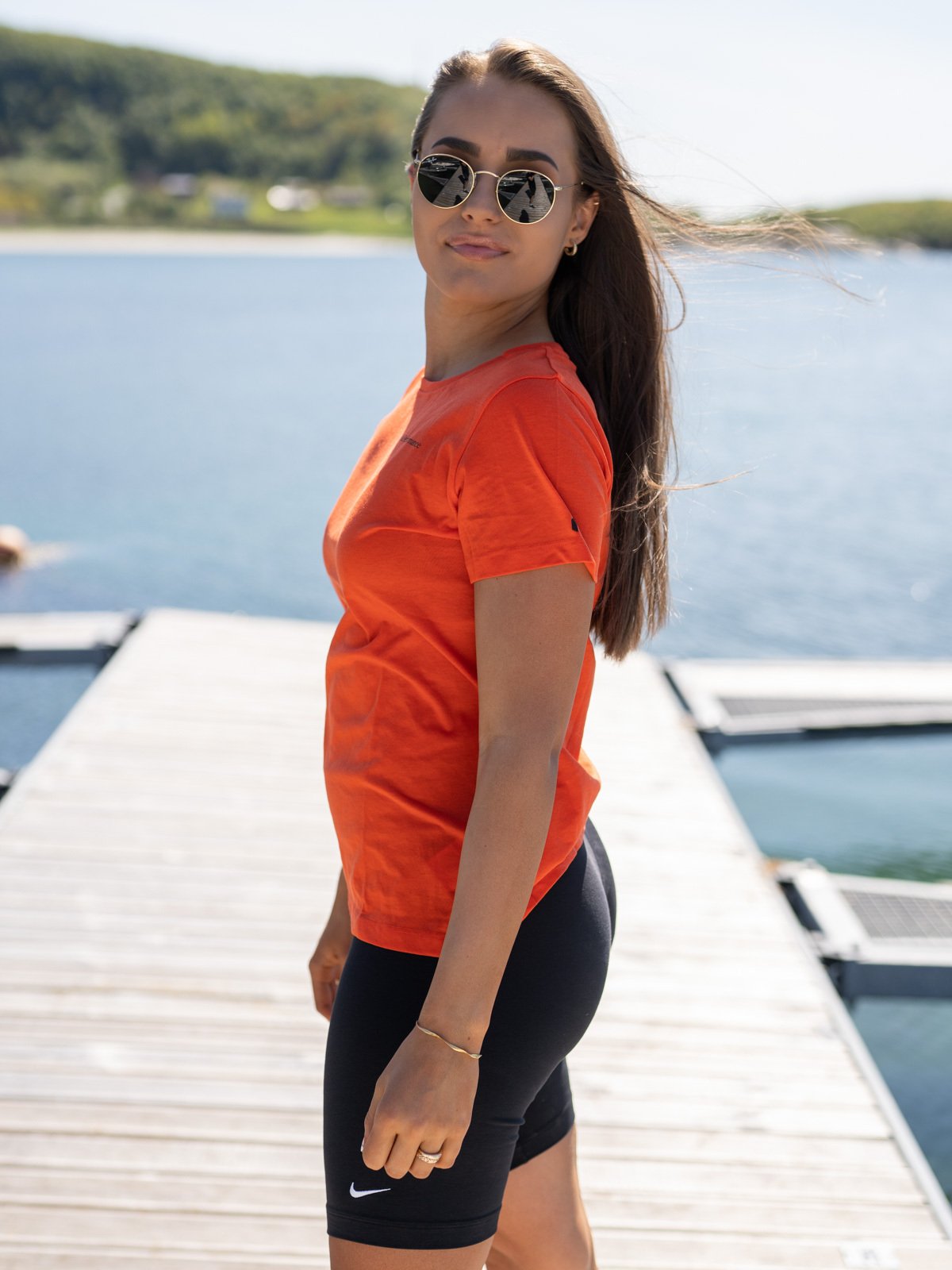 Peak Performance Explore PP Tee Super Nova