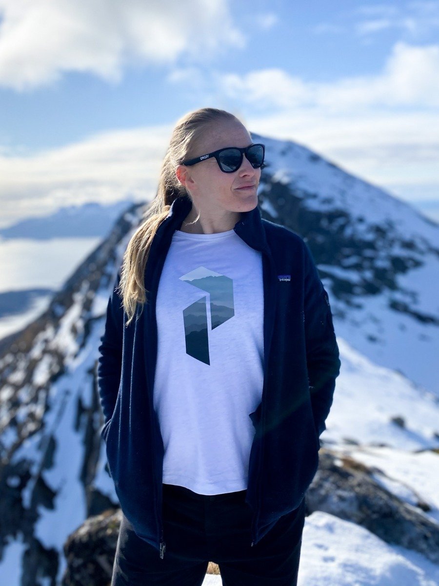 Peak Performance Explore Big P Tee White