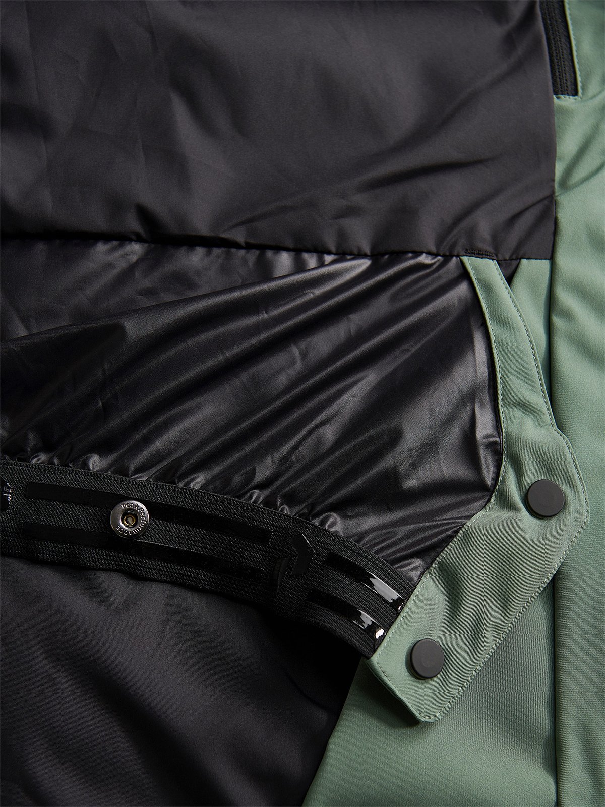 Peak Performance Blackfire Jacket Fells View