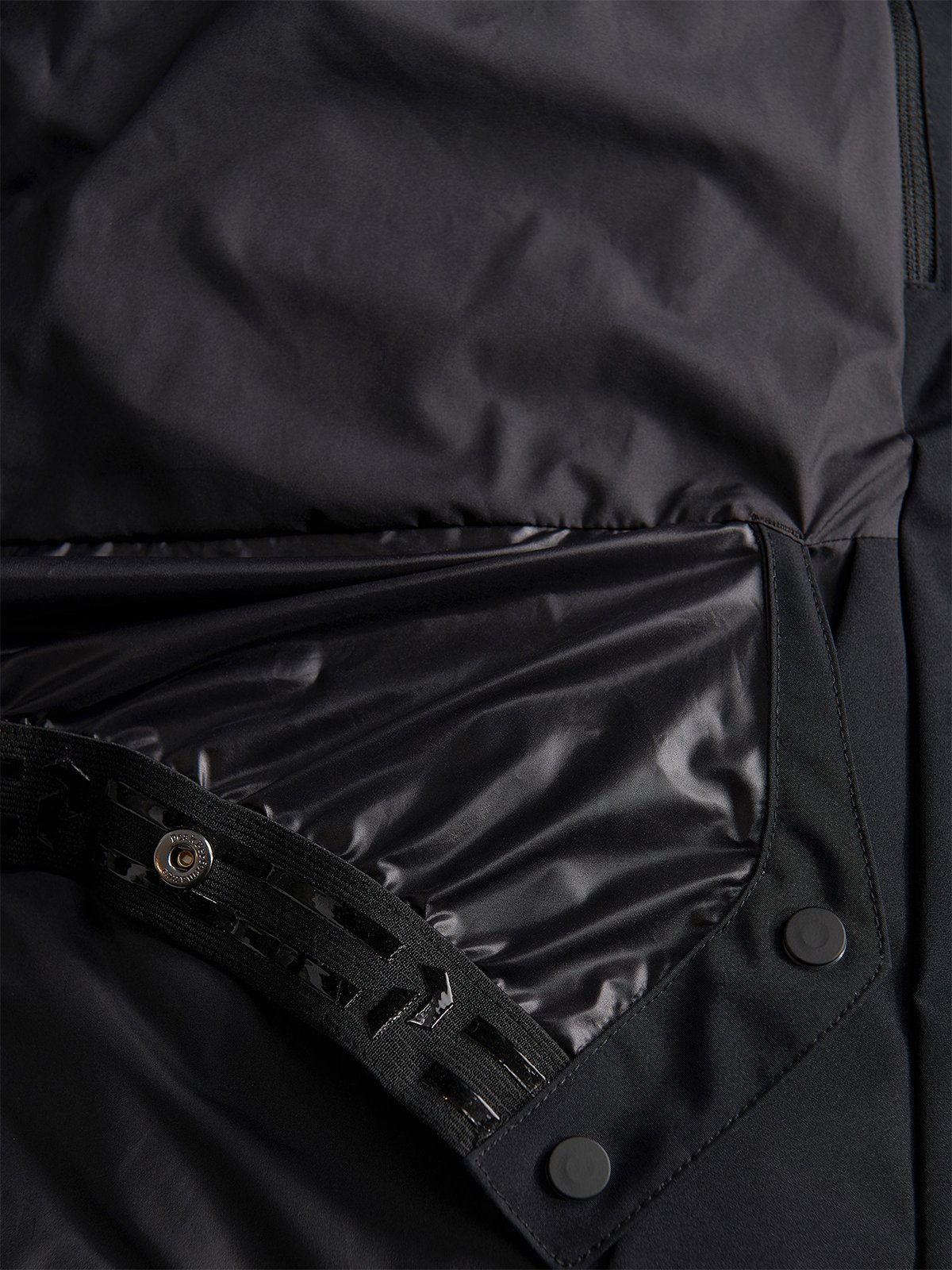 Peak Performance Blackfire Jacket Black
